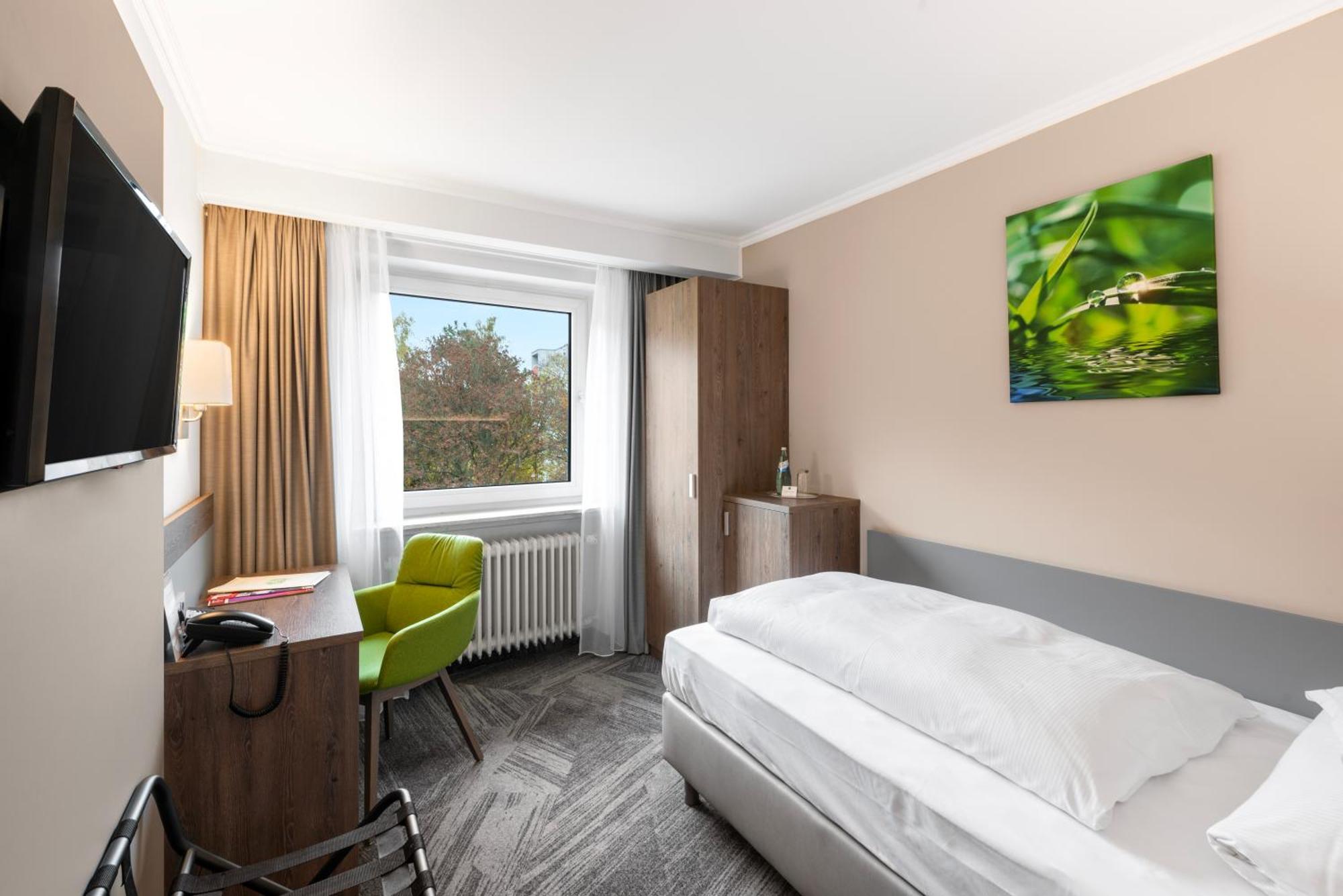 Parkhotel Am Taunus Oberursel  Exterior foto