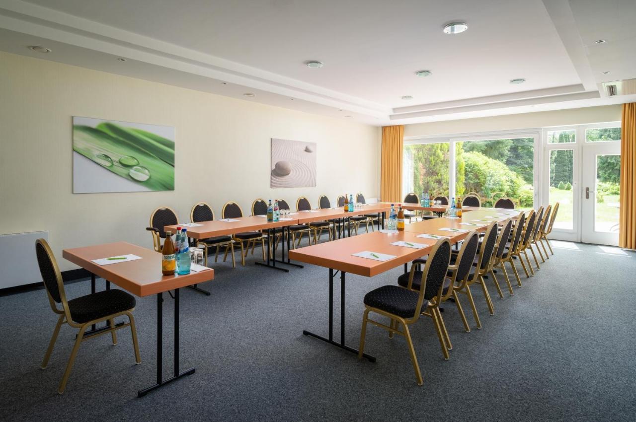 Parkhotel Am Taunus Oberursel  Exterior foto