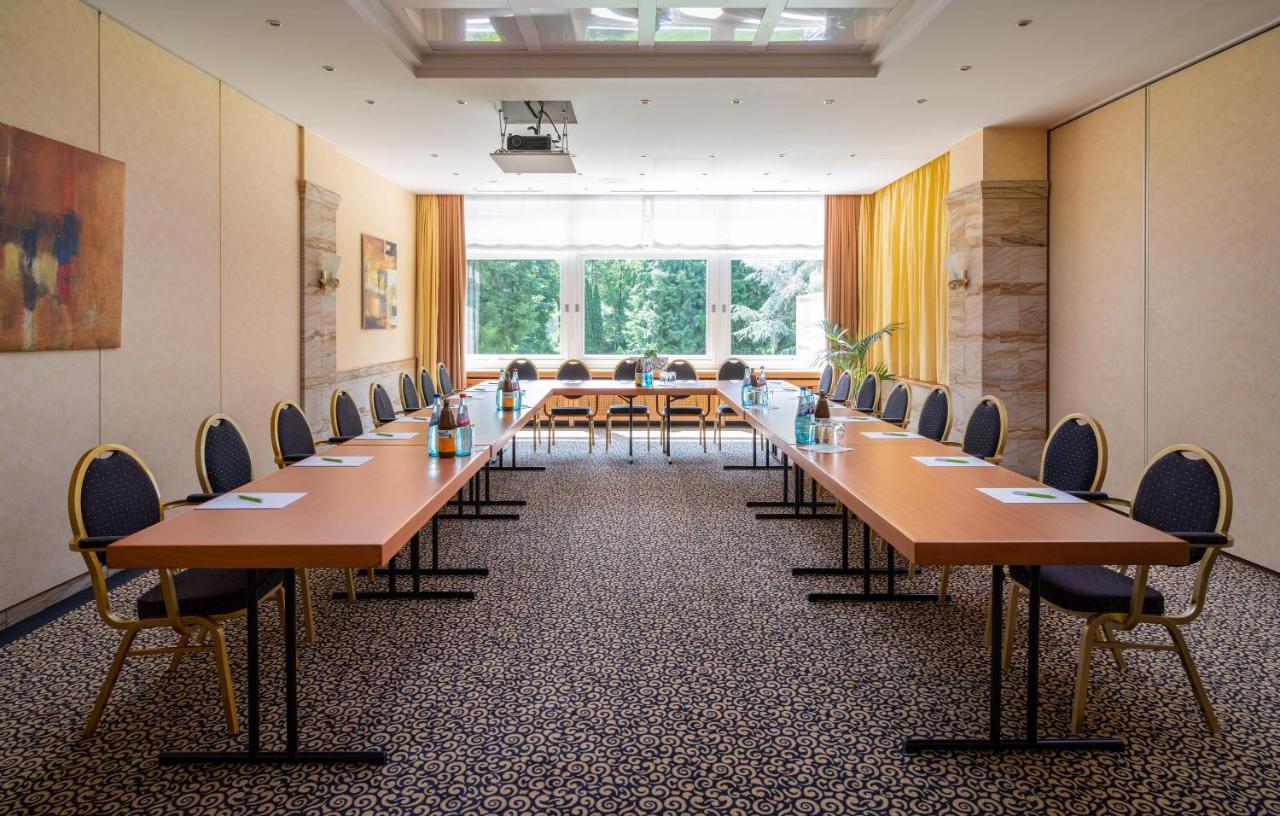 Parkhotel Am Taunus Oberursel  Exterior foto